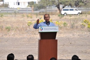 Anuncia Felipe Calderón que en el mes de marzo se licitará el ferroférico Anuncia Felipe Calderón que en el mes de marzo se licitará el ferroférico