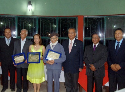 Reconocieron al maestro Rubén Ramírez Pantoja por ser el maestro y mentor de varias generaciones