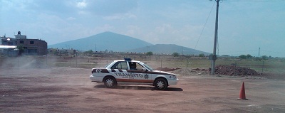 Dicho curso es impartido por personal de la Dirección de Tránsito y Transporte del Estado