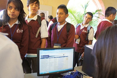 Inicio la tercera Feria Agroindustrial en la UG, sede Salvatierra