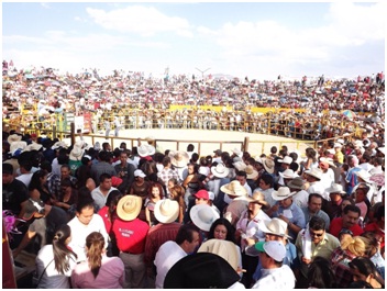 En Jaripeo Masivo Pepe Velzquez se compromete en los rubros de Seguridad y empleo En Jaripeo Masivo Pepe Velzquez se compromete en los rubros de Seguridad y empleo