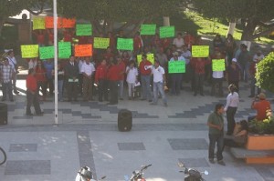 Se enfrentaron verbalmente Alanís Mosqueda y el presidente municipal, Hugo García Carmona