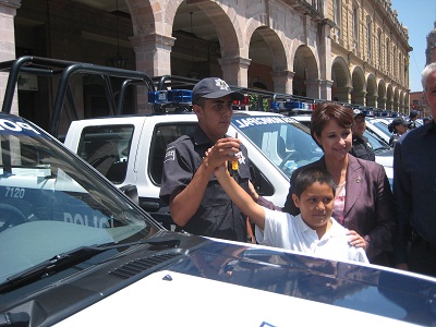 ENTREGAN NUEVAS PATRULLAS EN CELAYA