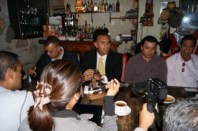 Manifiesta el PRD respeto a la decisión de AMLO