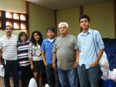 Jóvenes acambarenses demuestran que se puede canalizar el tiempo a actividades más productivas y culturales, como es hacer teatro con calidad.