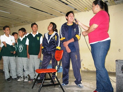 Al término los estudiantes expresaban los mensajes que aprendieron con el contenido de las obras de teatro.