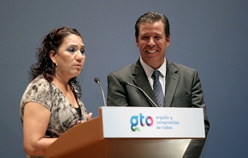 MMM pide trabajar bajo un esquema humanista, sin meter “mano”