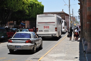 Reto: Sacar al transporte público pesado del primer cuadro Reto: Sacar al transporte público pesado del primer cuadro