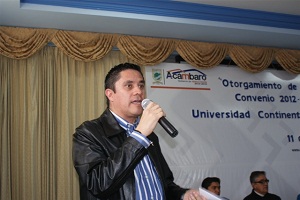 René Mandujano Tinajero, Presidente Municipal, dijo que su gobierno seguirá trabajando para que más jóvenes se queden sin estudiar