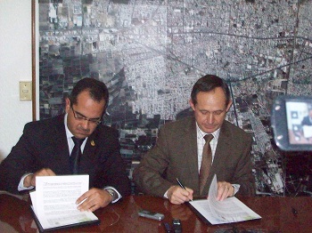 Alcalde de Celaya firma de un convenio de colaboración con PEDH