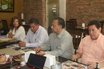 Detienen a hermano de Acalde por escandalizar en vía publica