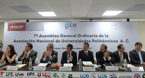 Se invierten 581 millones de pesos en infraestructura para la región Laja Bajío.