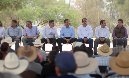 Anuncia Mandatario Estatal apoyos para educación básica y media superior, y la instalación de nueva empresa del ramo automotriz, así como la construcción de un polígono industrial en el municipio de Acámbaro.