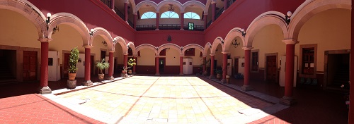 Puentazo en la presidencia de Salvatierra