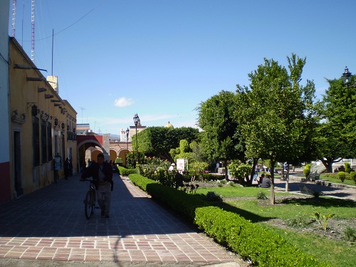Dos áreas medulares de la presidencia carecen de titular.