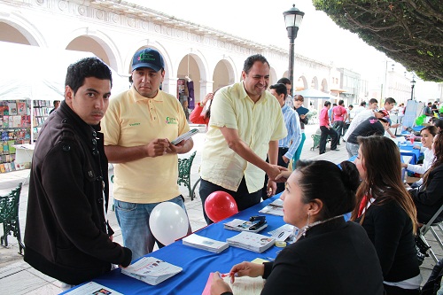 La Dirección de Desarrollo Económico y Turismo realiza la primera feria del empleo de la Administración 2012 – 2015