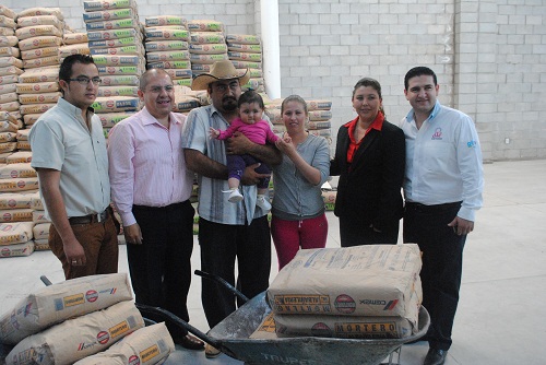 ENTREGAN MATERIAL PARA VIVIENDAS