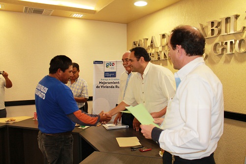 Gobierno Municipal gestiona la entrega de 11 créditos para el mejoramiento de la vivienda en el medio rural.
