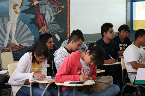 Prepas UG entre las mejores de México.