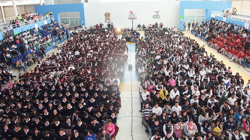 Con la presencia de un aproximado de 3 mil personas, adolescentes, jóvenes y adultos fueron tomando conciencia y conocieron la importancia que conlleva el cuidar su vida y el alejarse de las drogas