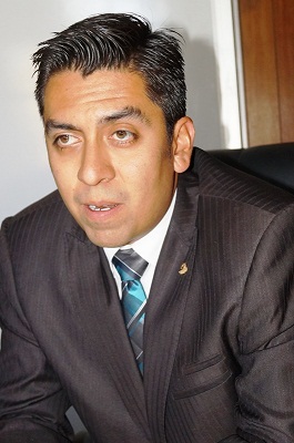 Domingo Daniel Guerrero Padilla, Director del Conalep Acámbaro, anuncia que 3 alumnos del plantel que dirige participarán este año en la competencia internacional World Skills 2014, a realizarse en Colombia.