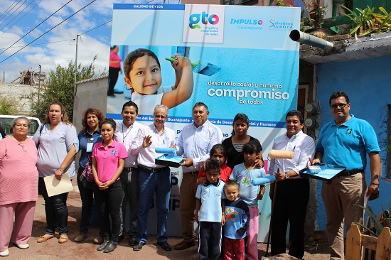 El Presiente municipal celebró el arranque al programa estatal “Pinta Tu Entorno”, a través del cual se estarán mejorando 400 viviendas.