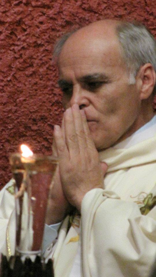 Fue localizado el cuerpo sin vida de un sacerdote quien presentaba un disparo de arma de fuego en la cabeza.