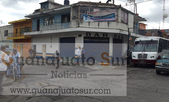 En la necropsia se dijo que las causas de muerte fue la herida penetrante por objeto punzo cortante en abdomen.