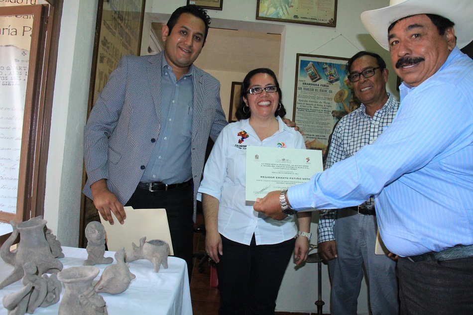 La historiadora y titular del archivo histórico Rosario Orozco Mosqueda, mencionó que estas 8 piezas tienen las características de la cultura chupicuaro , teniendo miles de años de existencia, así mismo mencionó que esta es la segunda donación que se da ene l año de este tipo de esculturas la primera dada por las autoridades educativas de la escuela primaria la reforma