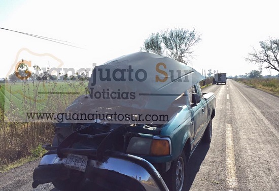 La mañana del lunes 29 de febrero aproximadamente a las 7am una camioneta pick up color verde choco por alcance a una carreta jalada por burros donde murió su único tripulante siendo una joven de entre 25 y 30 años, asimismo perdieron la vida los animales.