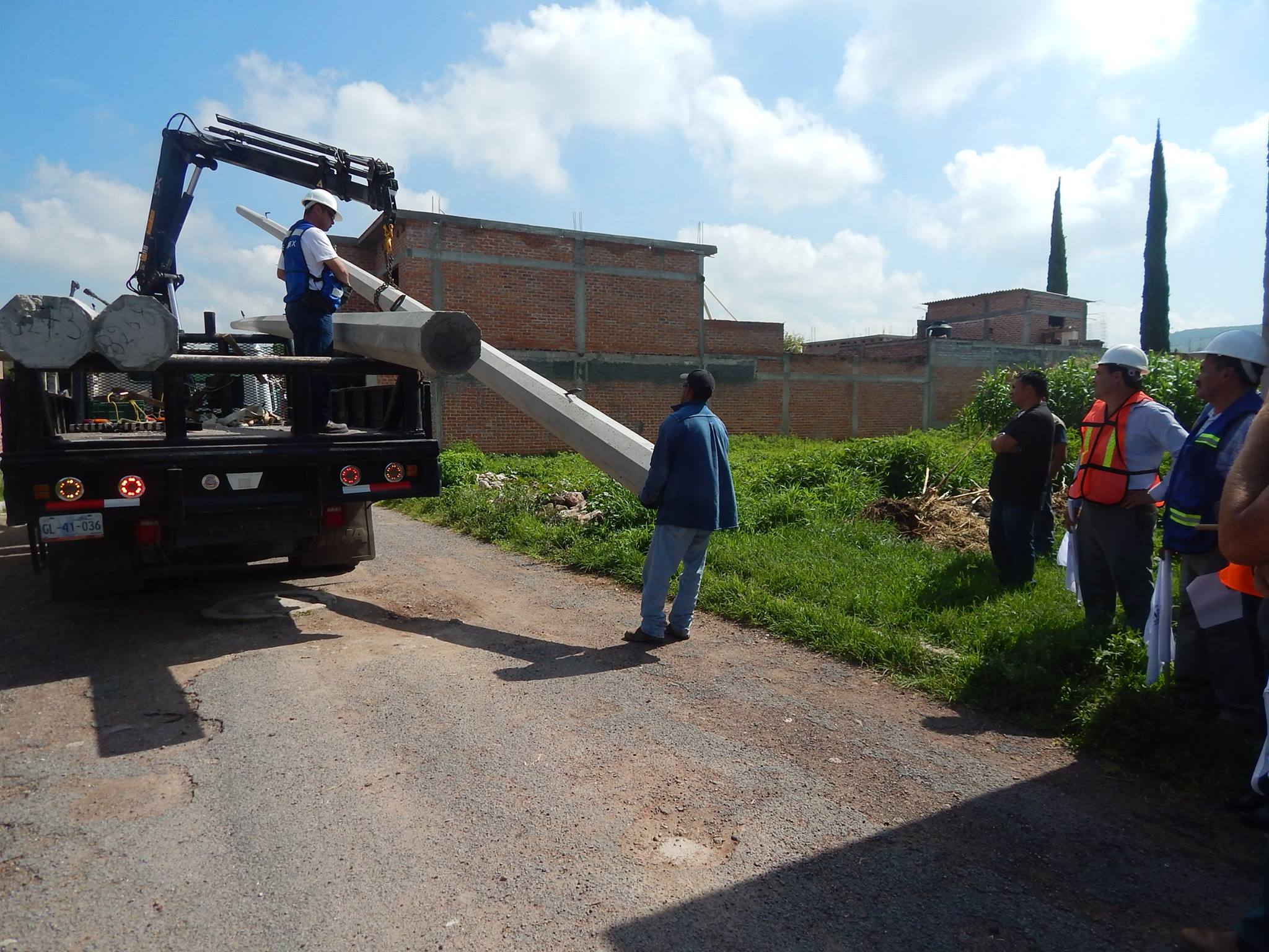En su mensaje el presidente Ing. Rafael Ramírez Tirado comentó que estas obras son una de las tantas que se pretenden gestionar para beneficiar a más tarimorenses no solamente de la cabecera municipal, sino de todo el municipio.