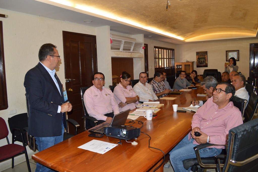 Durante dicha reunión, Gerardo Alcántar Saucedo, Presidente Municipal expresó: "necesitamos la mejora regulatoria para detonar la economía de Acámbaro" y apeló a la generación de mejores condiciones de gobierno, para que Guanajuato sea punta de lanza en cuestión de transparencia.