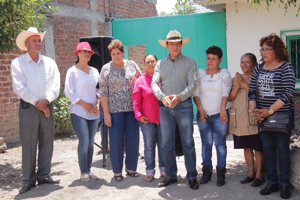 Es de señalar que los favorecidos pusieron la mano de obra en la ejecución de los trabajos