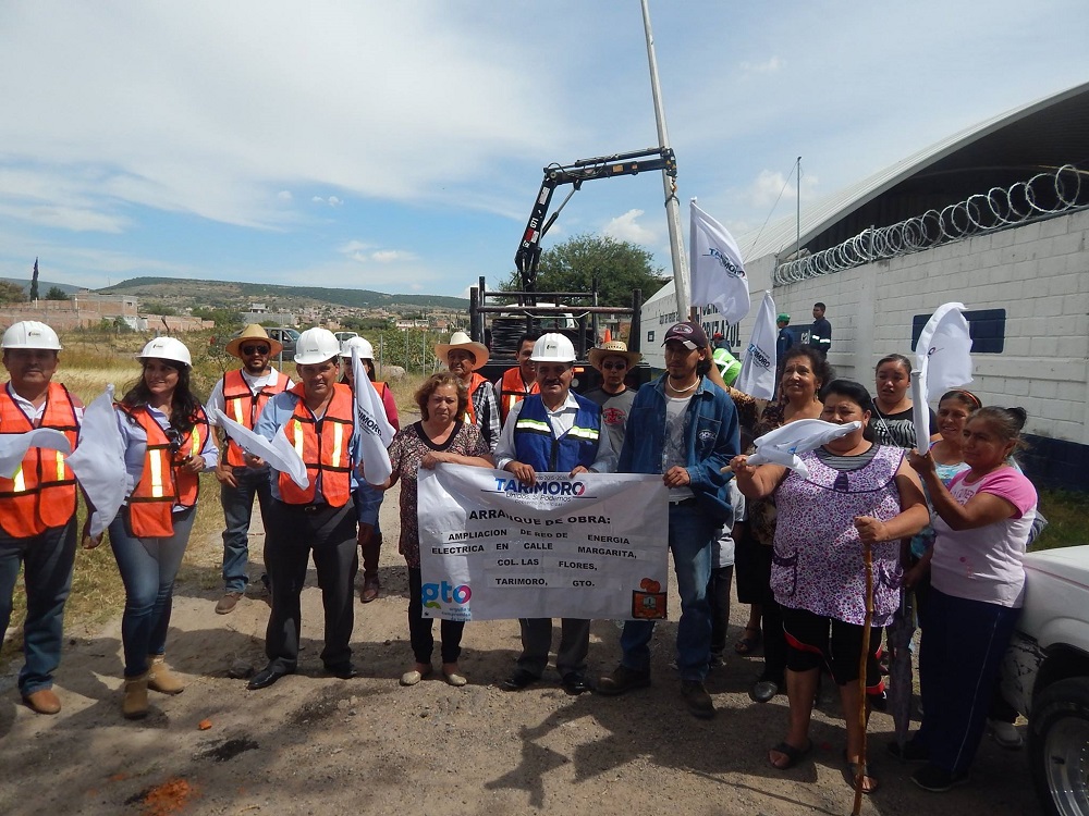 El primer edil, comentó que se sigue trabajando en todo el municipio para acercar a los tarimorenses todos los servicios básicos con los que deben de contar