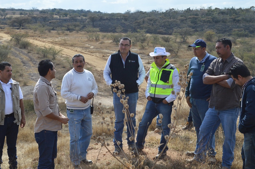 El relleno sanitario cumple con algunas especificaciones básicas que permiten considerar el espacio como un lugar controlado y seguro
