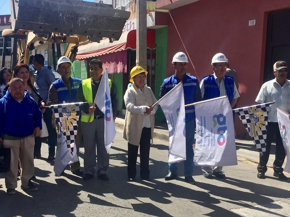 Se inició el arranque de las obras para la rehabilitación de la red secundaria de agua potable, en donde la Jumapac aplicará más de tres millones 600 mil pesos.