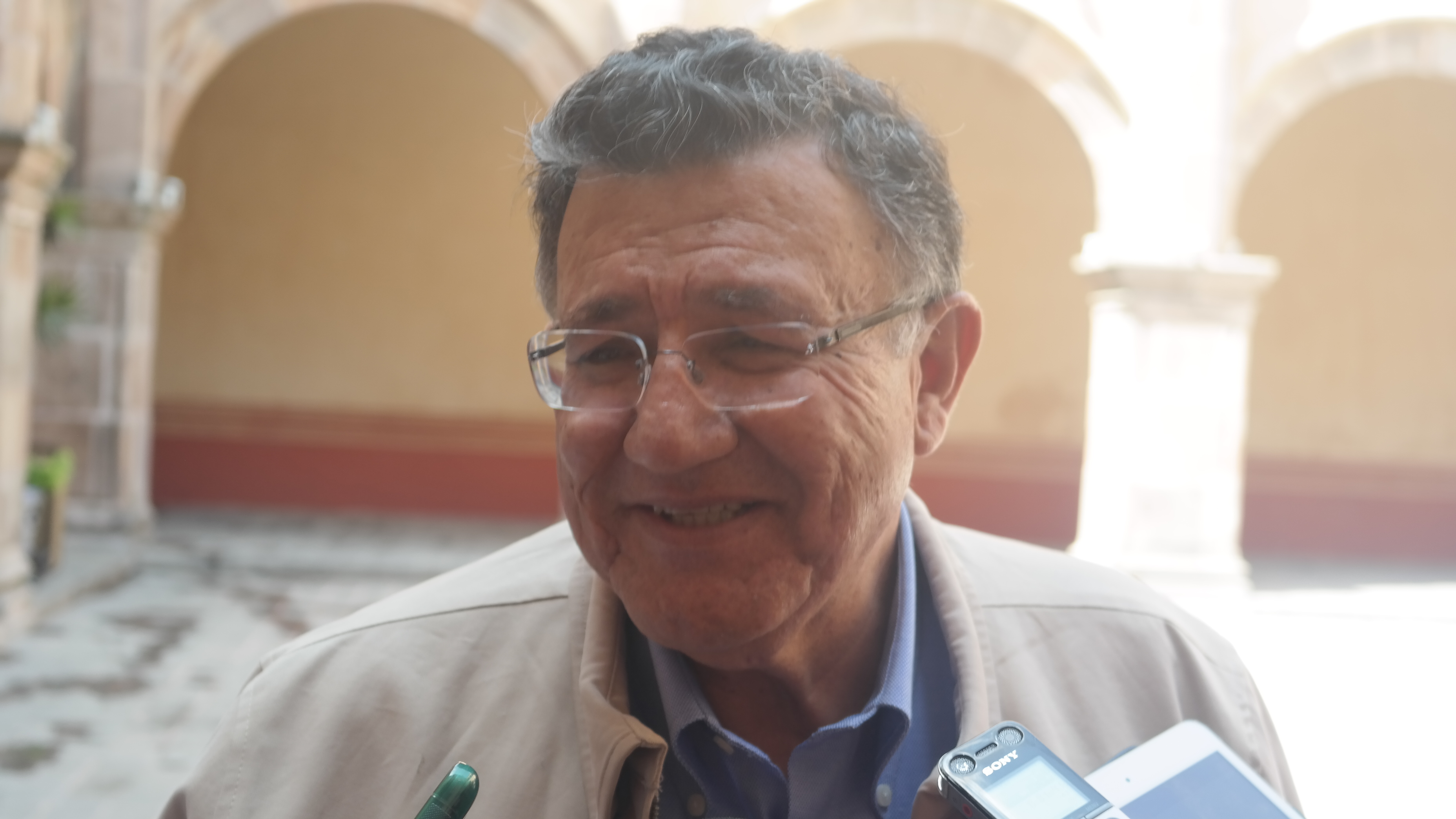 Ramón Lemus Muñoz Ledo, no descartó que se pueda iniciar un proceso de hermanamiento con Alemania tras la visita que se recibió en el municipio de la Cónsul Honoraria de la República Federal de Alemania en Guanajuato, Monika Von Allworden.