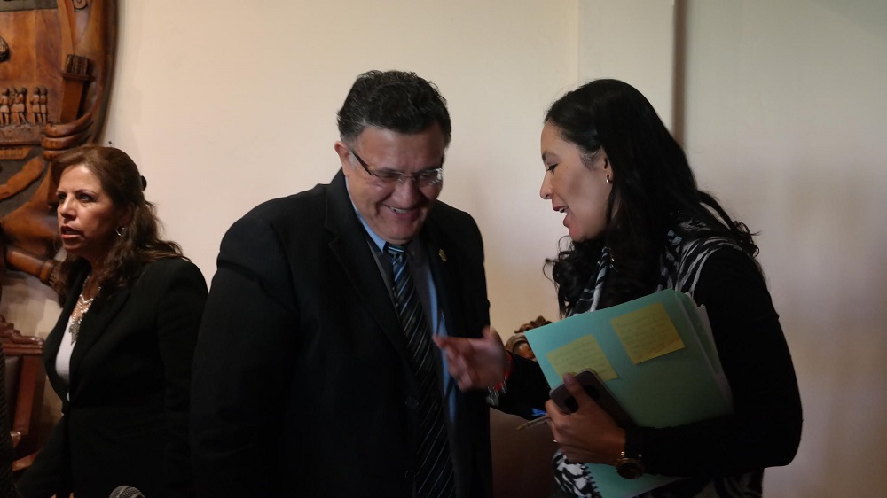 Justificó su petición, asegurando que la violencia en el municipio ha ido en incremento y no se han visto resultados