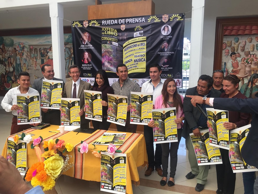 Se presentó el programa de la Edición XX de la Feria del Libro, "Primavera de Letras", que se realizará del 31 de marzo al 9 de Abril y será simultánea con Salvatierra y Celaya.