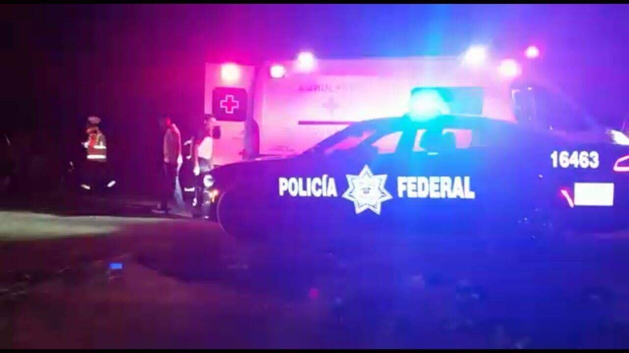 Fue alrededor de las 8:00 de la noche cuando se reportó el hallazgo de una persona tirada