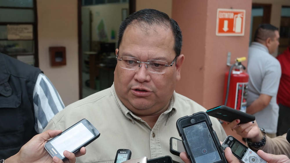 “yo estoy contento con mi trabajo, yo soy policía y no de uno o dos años ya tengo 17 años en esto