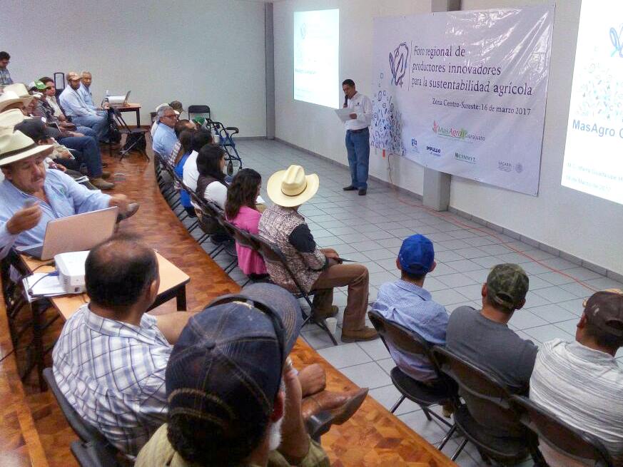 En el evento se abordó el trabajo de MasAgro a nivel nacional como un modelo de producción sustentable de granos que invita a la innovación, a la integración de la cadena agroalimentaria mediante la generación de capacidades a través de la asistencia técnica.