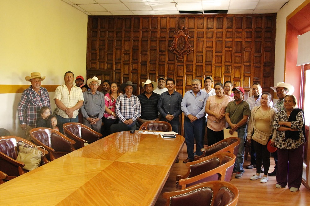 Las luminarias son de mayor intensidad ya que son de 150 wats y de vapor de sodio