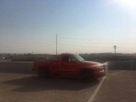 Los elementos de Seguridad Pública, al revisar el número de placas en su base de datos, corroboraron que la unidad contaba con reporte de robo.