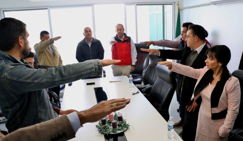 Toma protesta el Consejo de Mejora Regulatoria
